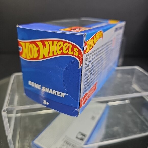 Hot Wheels Pull-Back Speeder Green Bone Shaker New Sealed Box - Picture 7 of 9